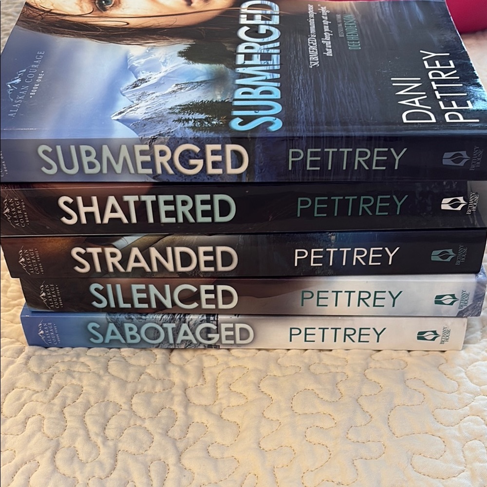 Dani Pettrey Book Set - Submerged, Shattered, Stranded, Silenced, Sabotaged